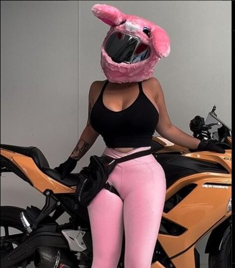 Kwickasfuki onlyfans nude leaked