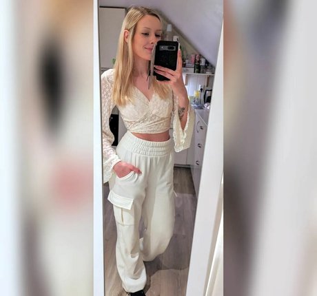 EvaBreem onlyfans sextape