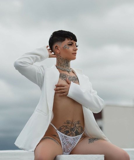 Nadypxt boobs onlyfans