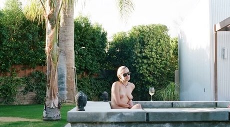 teen fake tits onlyfans beautiful naked photos