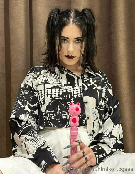himiko togaaa onlyfans strip