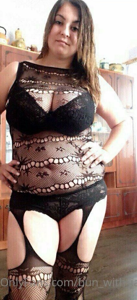 bun with jam Profile image