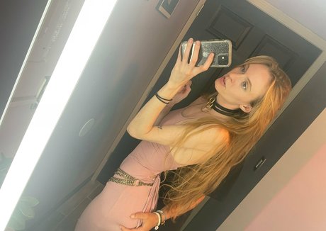 lola costa onlyfans pics nude