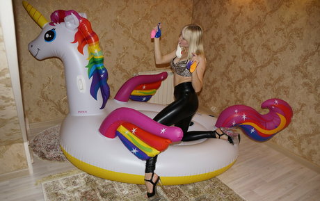 allatexa nude on onlyfans