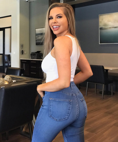 Kayla Collins onlyfans porn leaked