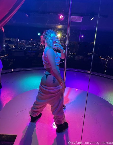 redhead xxx onlyfans exclusive selfie