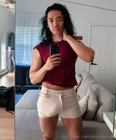 jaxsolomon nude on onlyfans