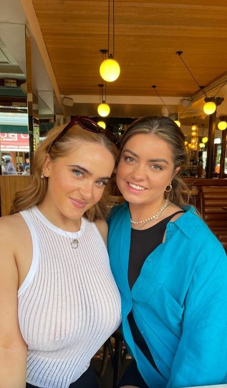 Angelinafoxxx onlyfans porn leaked