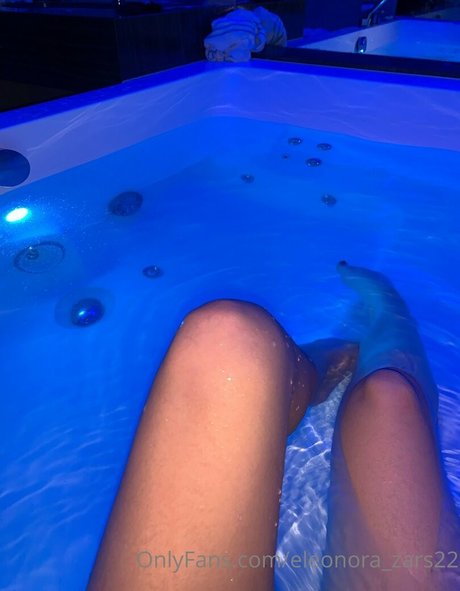 eleonora zars22 onlyfans model images