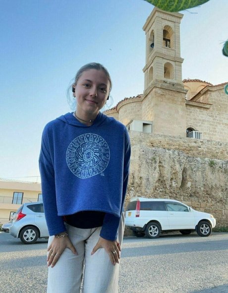 leamoore nudes onlyfans leak