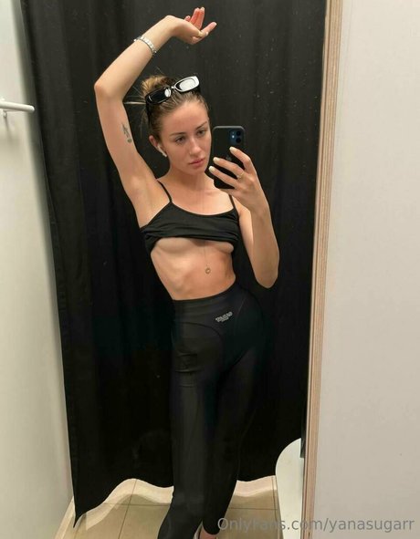 yanasugarr naked onlyfans leak