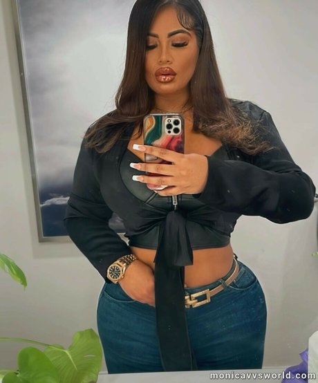 Monica VVS onlyfans model photos