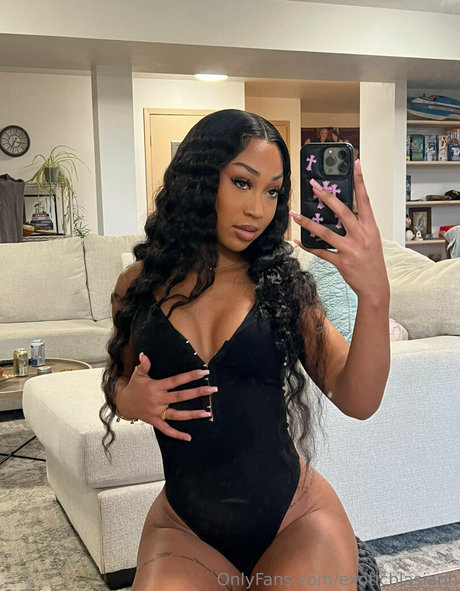 exoticblasiann Profile image