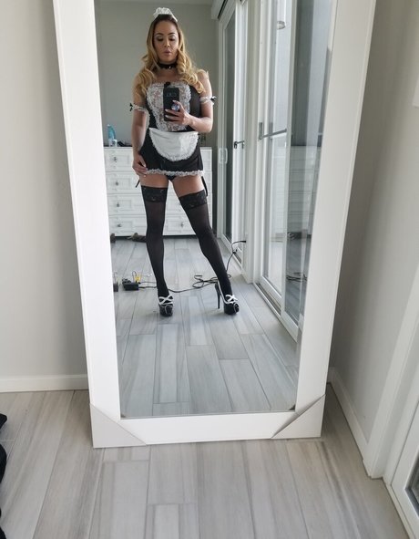 mialelanixxx onlyfans nude leaked