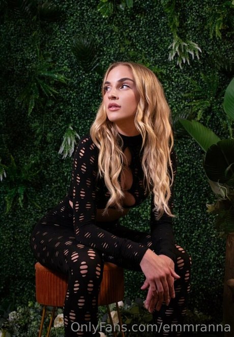 emmranna onlyfans model photos