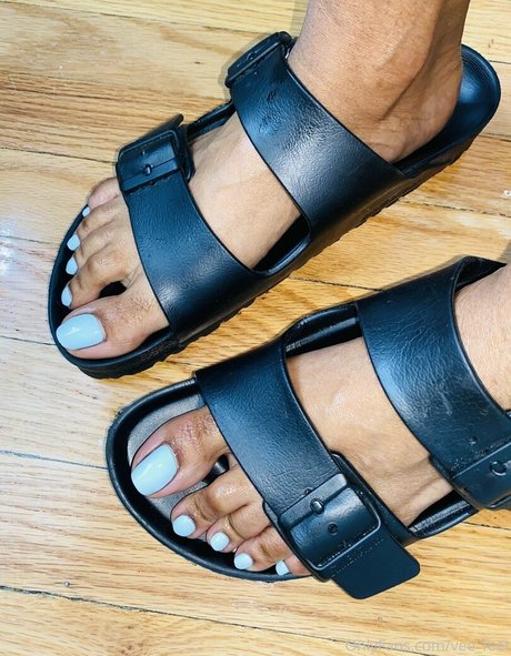 vee feet onlyfans sex