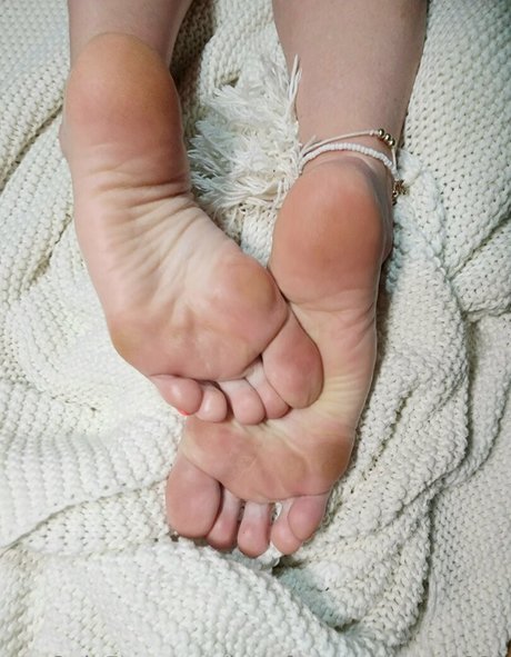 barefoot princess1922 onlyfans nude leaks