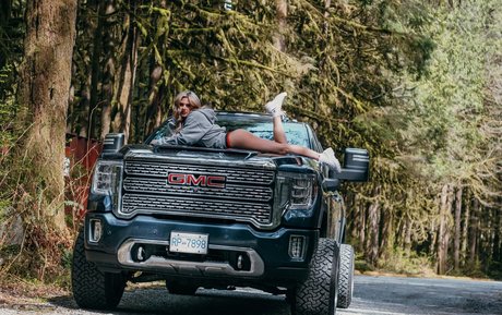 Sammyj topless onlyfans