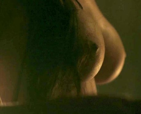 Yanna Lavigne nude onlyfans pics