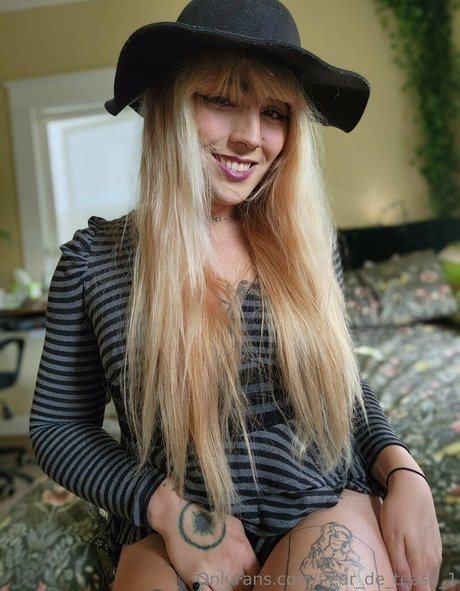 fleur de tease 1 onlyfans post