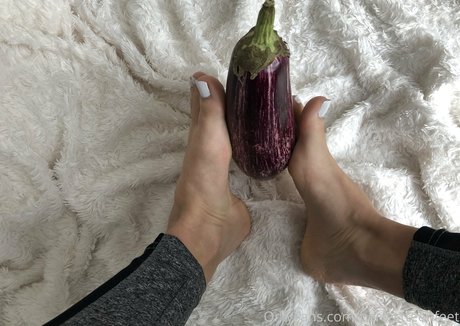 perfectteenfeet only fans naked