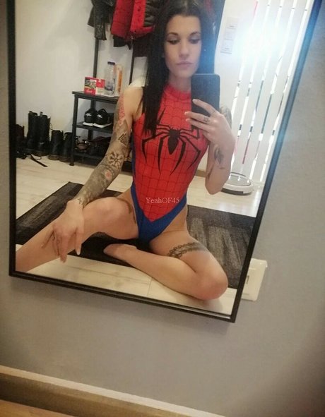 SkinnyBitch onlyfans post