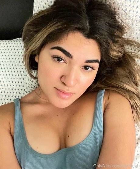 karinugh only fans nude