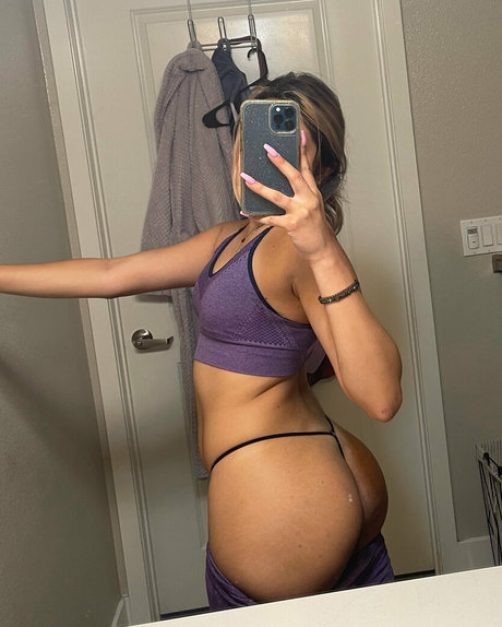 karinugh onlyfans porn leak