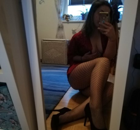 anna huberof onlyfans nide