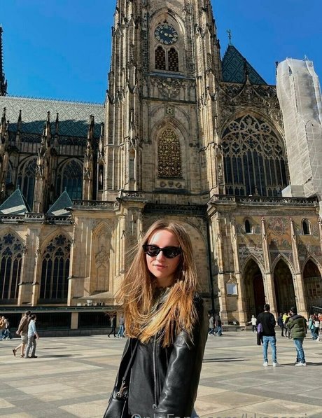 kkassaria onlyfans for free