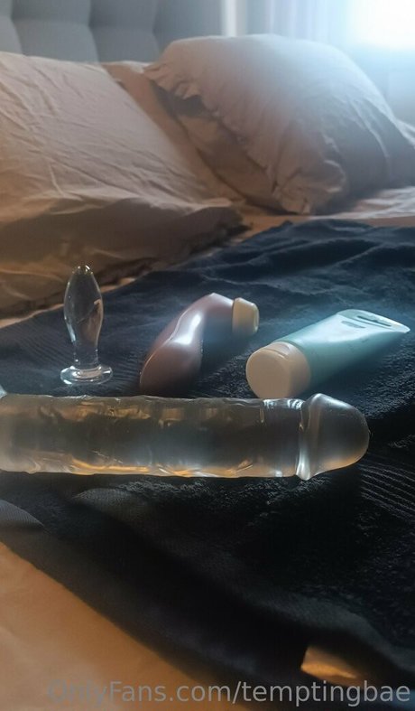 temptinbae only fans nude