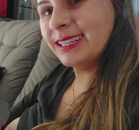 Luminha GGS onlyfans strip tease