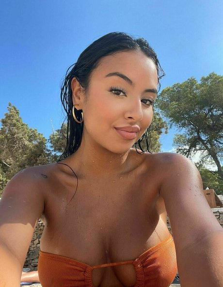 kaarlitaa20 leaked nude onlyfans