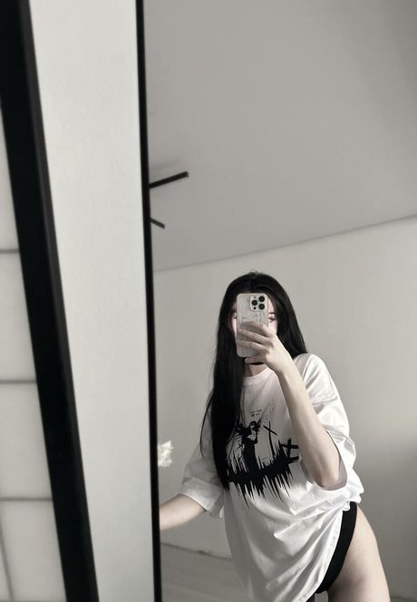 morphilina onlyfans model photo