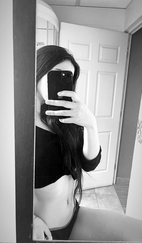 Silk7milk onlyfans striptease