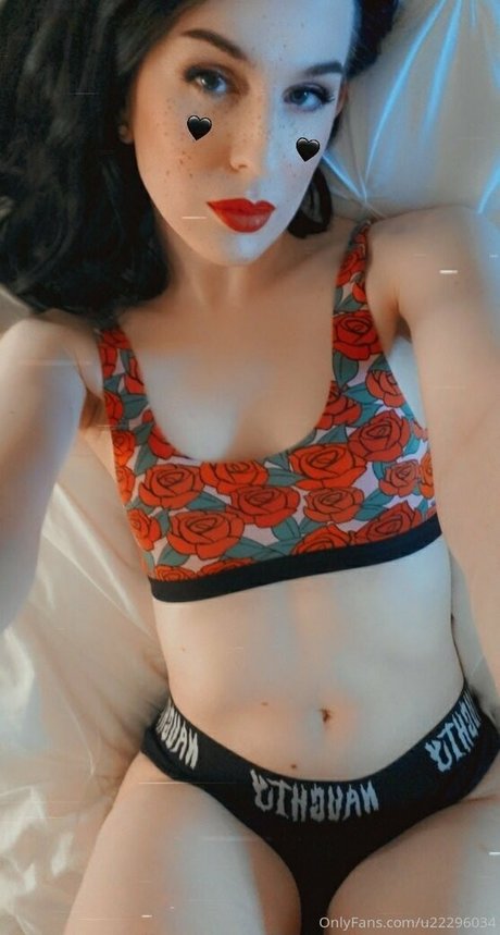 princesscherryfox naked onlyfans leak