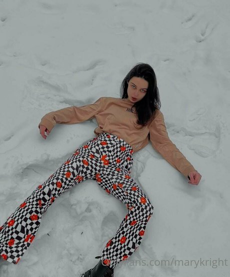 maryloveeeefree onlyfans ass