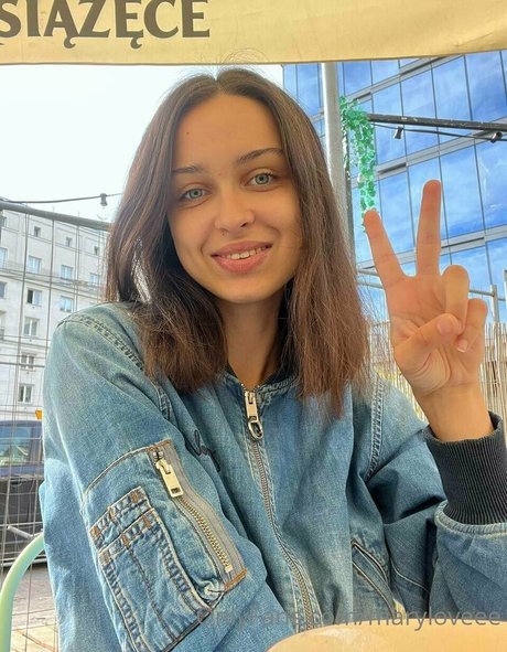 maryloveeeefree onlyfans nude pics