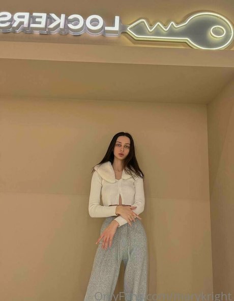 sweet pussy onlyfans hot naked self-portrait