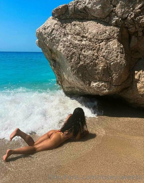 roseysweets onlyfans porn leaks