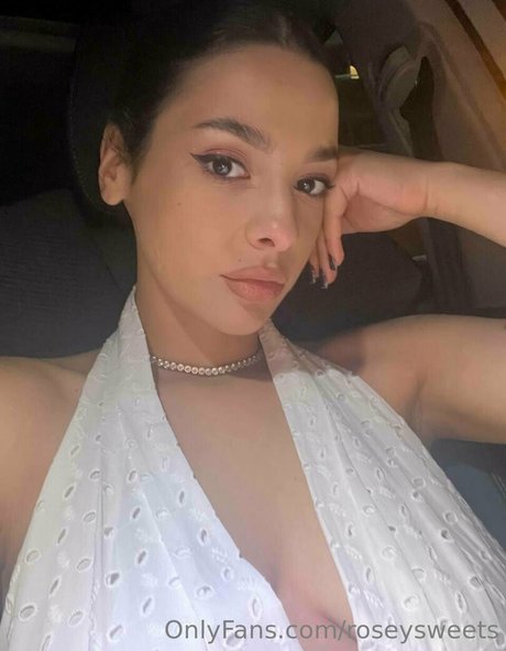 roseysweets nude only fans