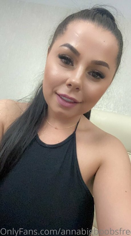 ariamoreu onlyfans nsfw