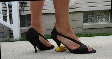 take my feet naked onlyfans leak