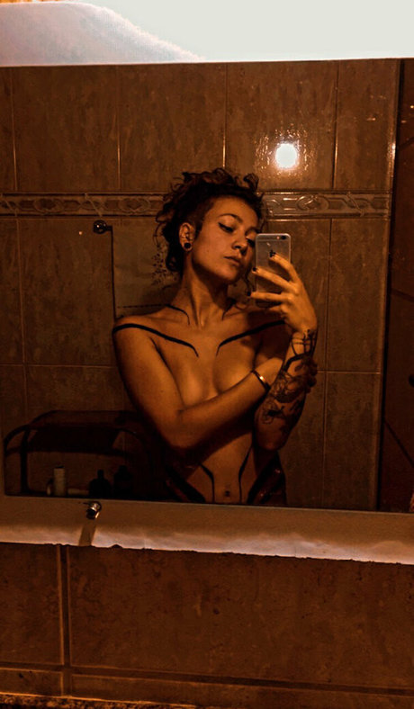 ther ebeck nude onlyfans pics