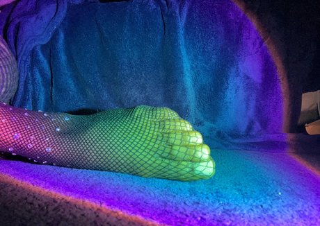 chocolatefeetbabe leaked onlyfans free