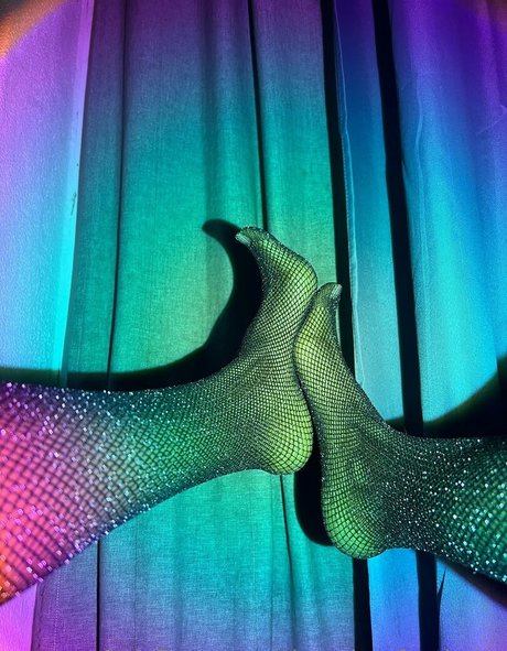 chocolatefeetbabe leaks onlyfans