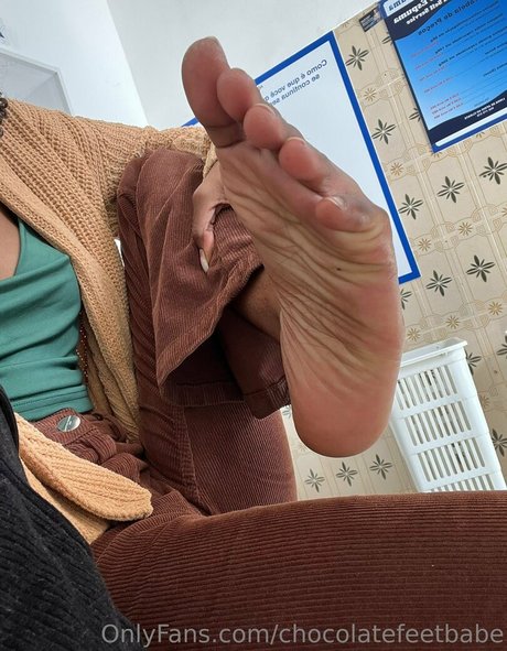 chocolatefeetbabe onlyfans leak