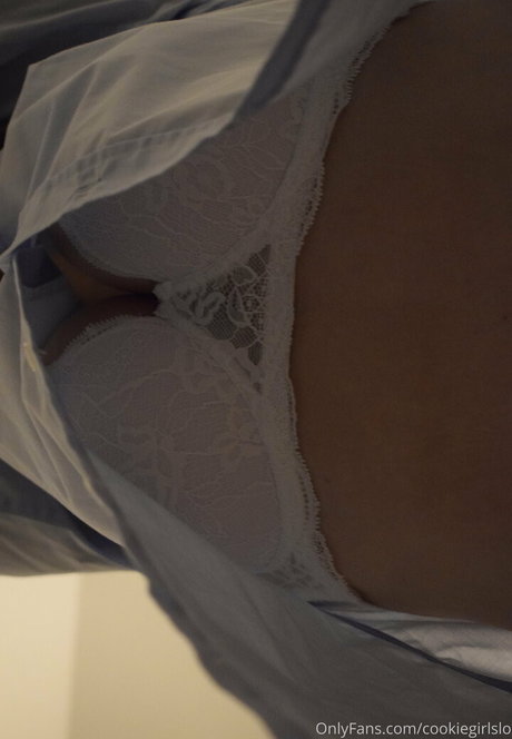cookiegirlslo onlyfans nude leaks
