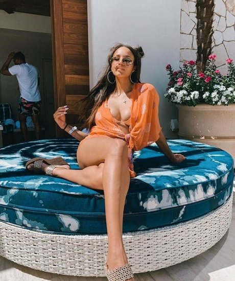 Ashley Nicole Williams onlyfans nudes porn