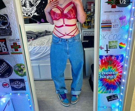 its just a cigarette onlyfans nudes